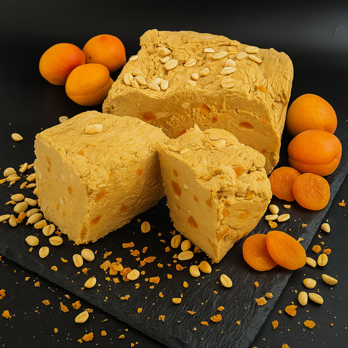 Halva - zemesriekstu ar aprikozēm