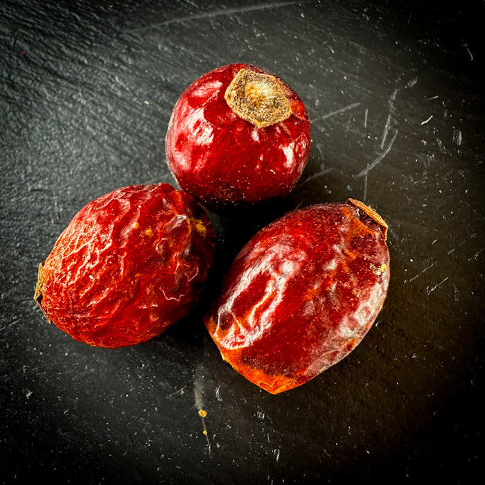 Mežrozītes kaltētas