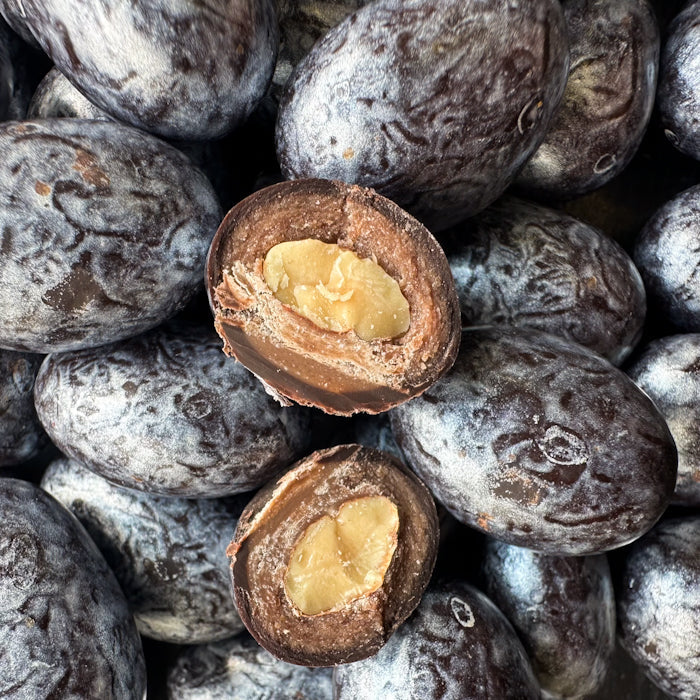 Sudraba mandeles piena šokolādē