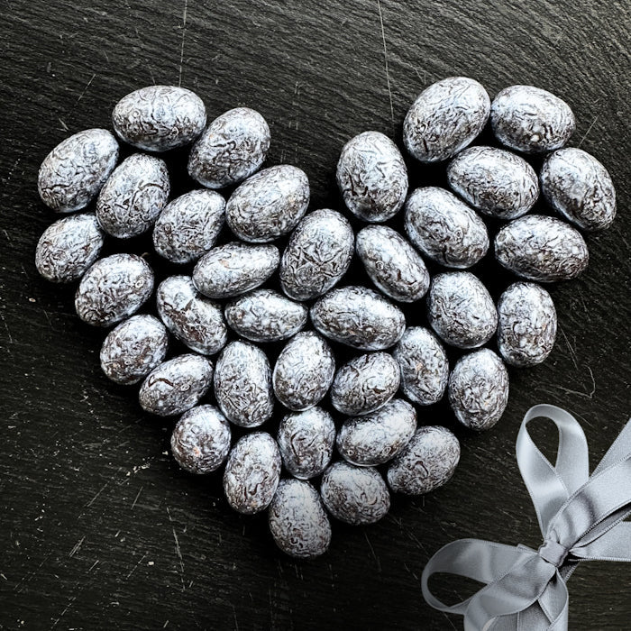 Sudraba mandeles piena šokolādē