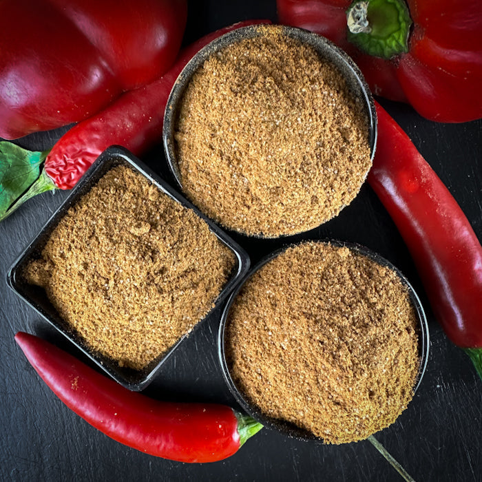 Garšvielu maisījums kraukšķīgiem un pikantiem vistas spārniņiem