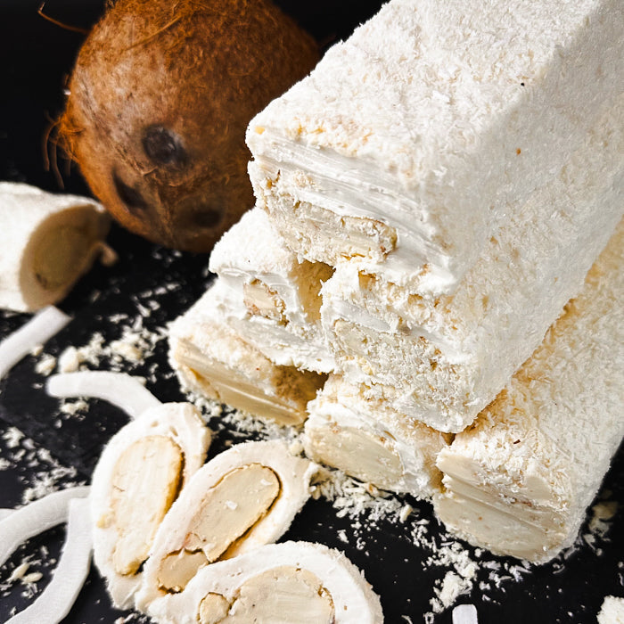 Kokosriekstu-piena lukums ar baltas šokolādes krēmu