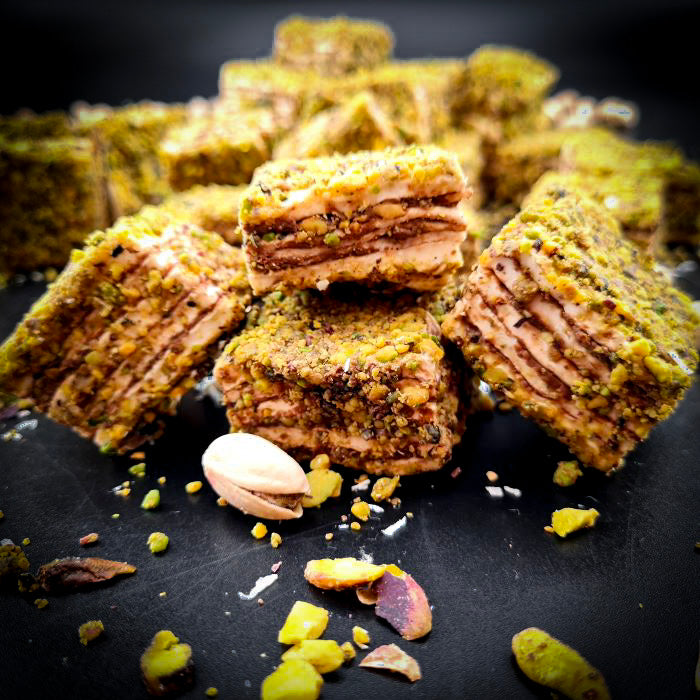 Lukuma tortīte ar pistācijām