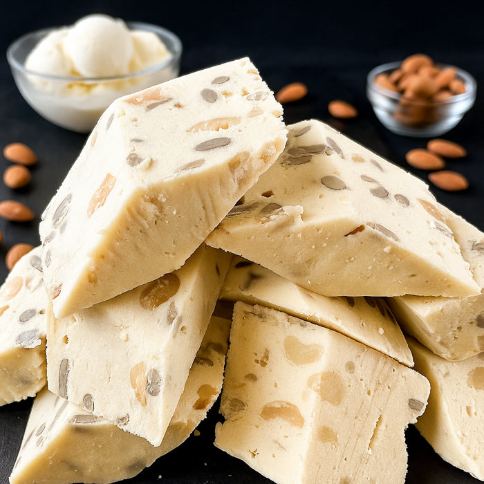 Šerbets ar saldējuma garšu un mandelēm